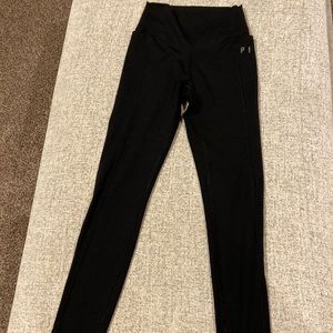 Gently worn- PINK- XS black leggings with pockets